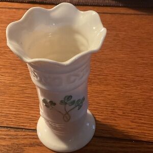 Belleek Cream Vase with Green Clover Accents